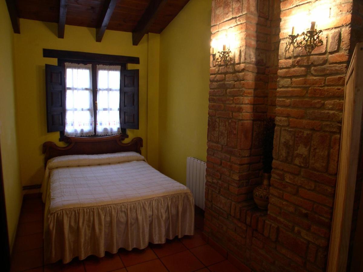 Turismo Rural El Sidron Guest House Pilona Exterior photo